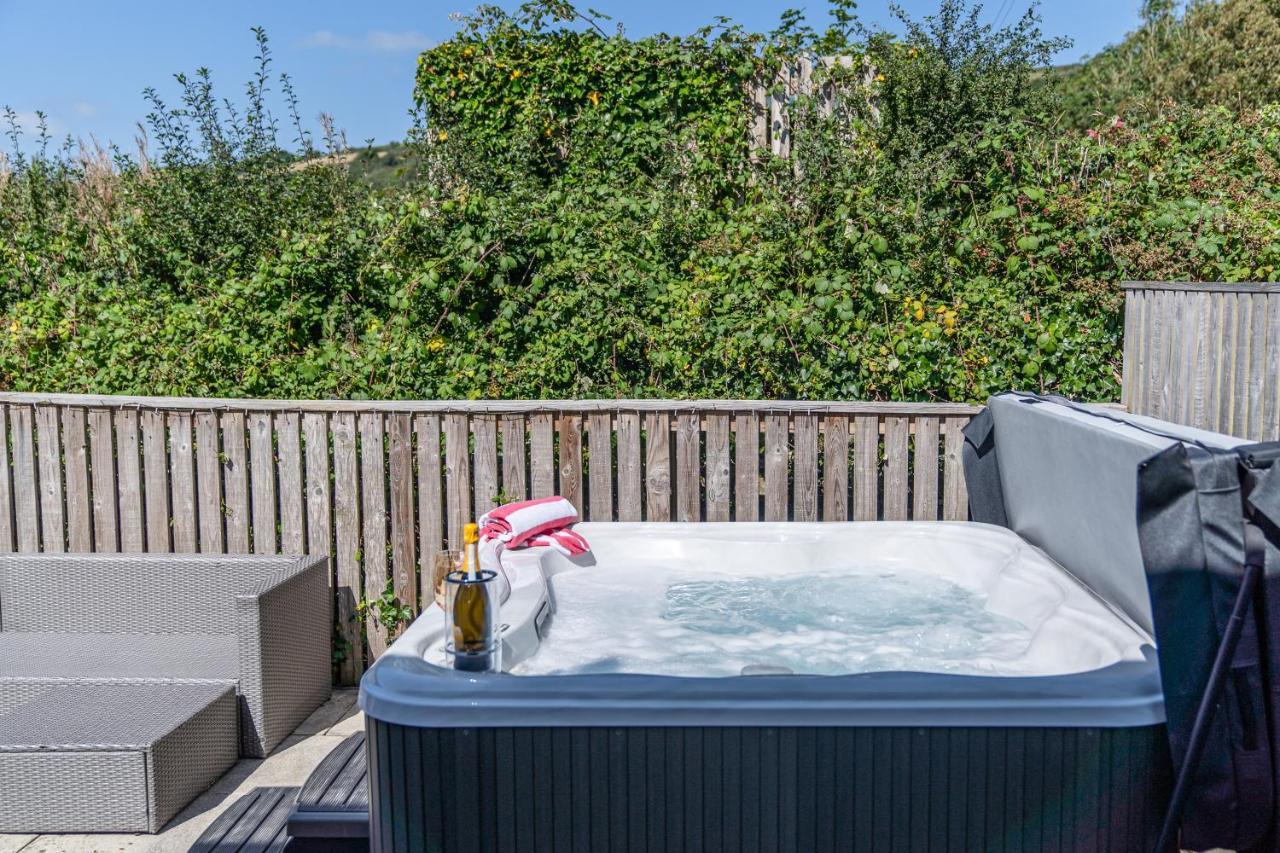 Wrth Y Nant Villa Saint Ishmaels  Kültér fotó